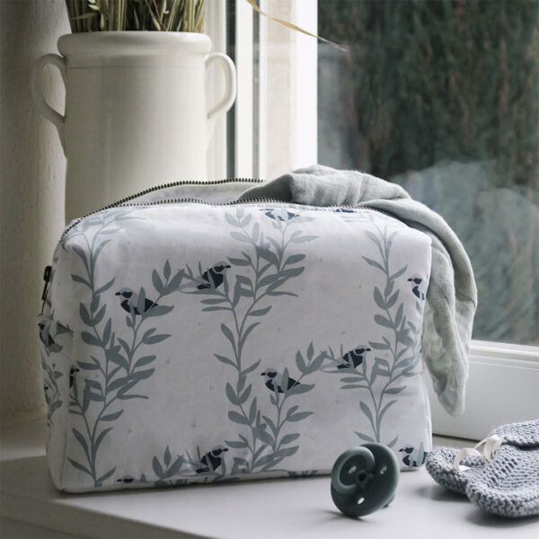 toilet-bag-4.jpg