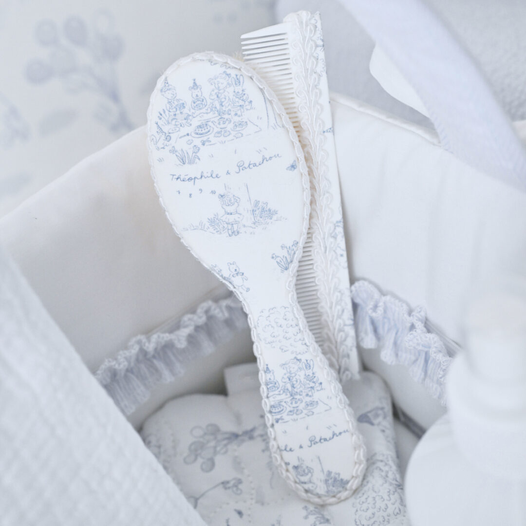 Βούρτσα και χτένα - Βlue Garden Party